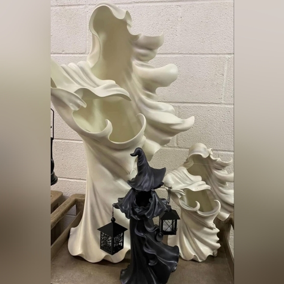 3ft Cracker Barrel Ghost viral tiktok ghost authentic - Picture 3 of 4